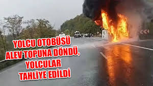 Yolcu otobüsü alev topuna döndü, yolcular tahliye edildi